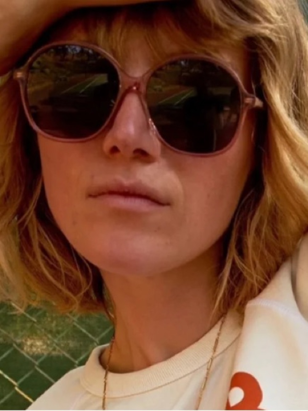 Clare V. Los Angeles Round Sunglasses